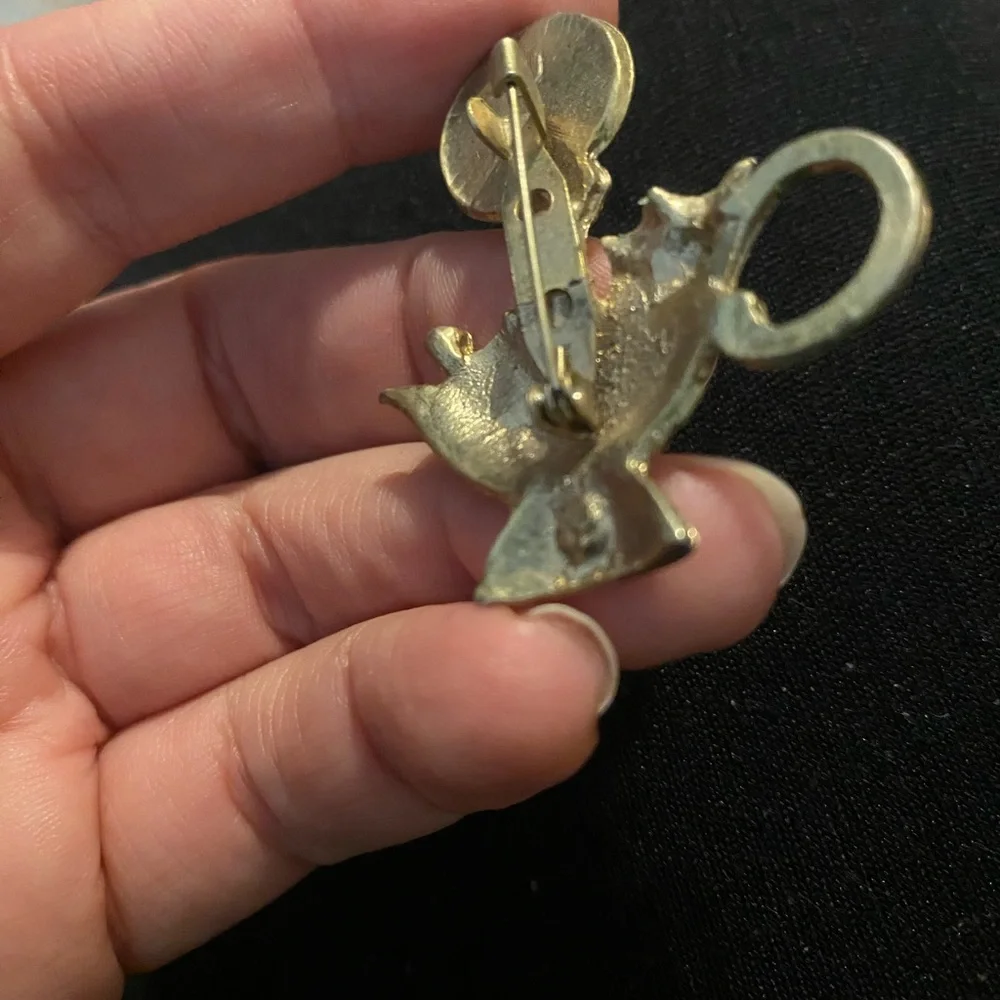 Festive Candle Brooch with Holly Design vintage - Picture 9 of 9